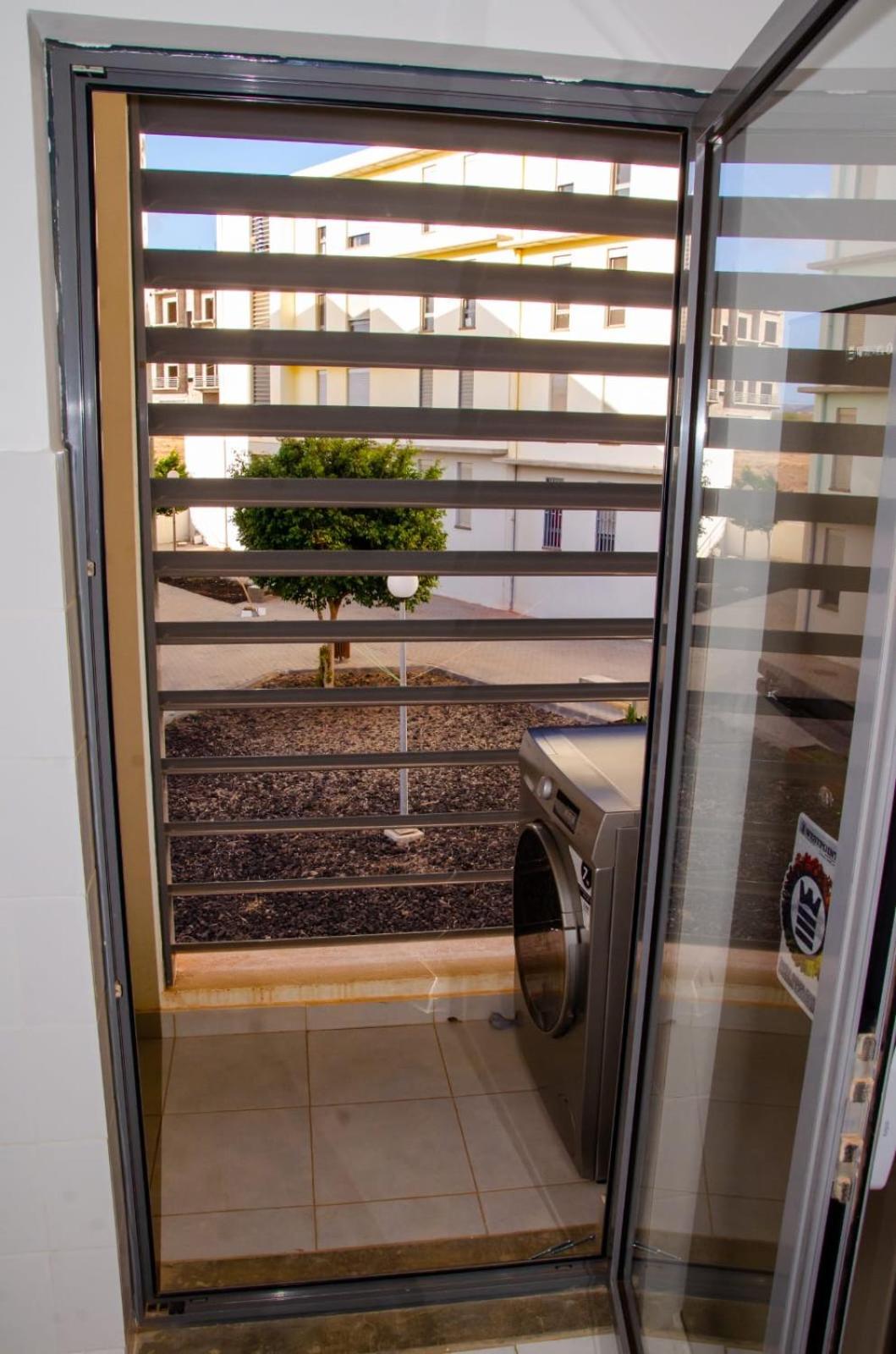 Apartamento T2 Equipado E Aconchegante. Praia Exterior foto
